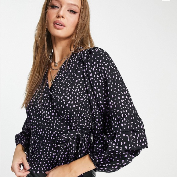 New Look floral wrap top - Picture 1 of 1